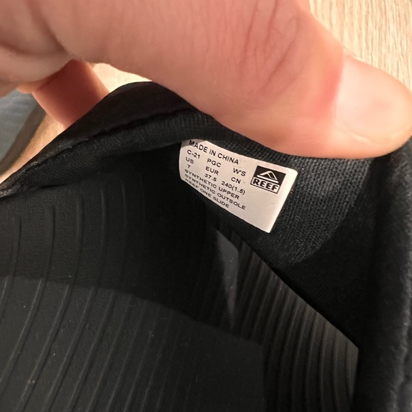 Reef slides - Picture 3 of 3